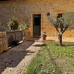 Апартаменты Le Majoral Quiet 5 Mins Walking From Historic Town, Garden, Covered Terrace, Parking, Air Cond, Private Parking, Fiber