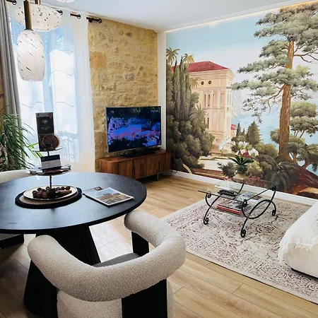 Le Majoral Quiet 5 Mins Walking From Historic Town, Garden, Covered Terrace, Parking, Air Cond, Private Parking, Fiber * Sarlat