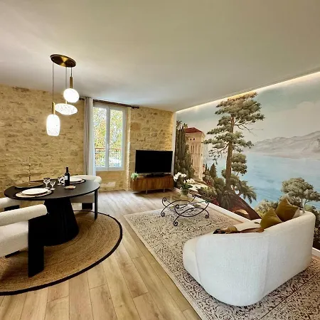 Le Majoral Quiet 5 Mins Walking From Historic Town, Garden, Covered Terrace, Parking, Air Cond, Private Parking, Fiber *