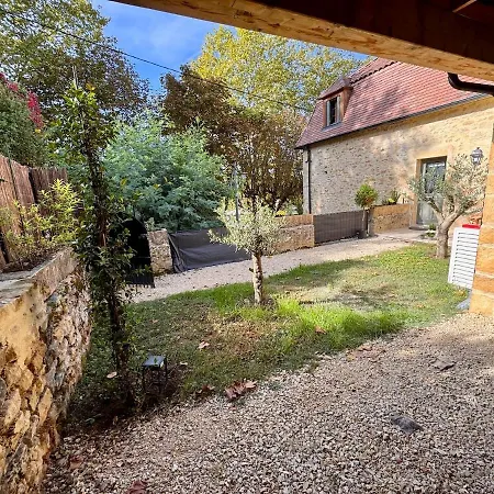 Le Majoral Quiet 5 Mins Walking From Historic Town, Garden, Covered Terrace, Parking, Air Cond, Private Parking, Fiber * Sarlat