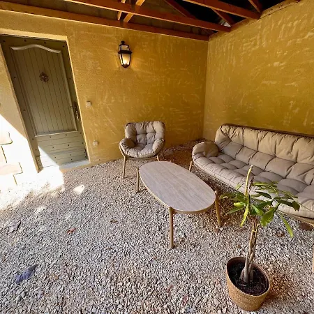 Apartamento Le Majoral Quiet 5 Mins Walking From Historic Town, Garden, Covered Terrace, Parking, Air Cond, Private Parking, Fiber