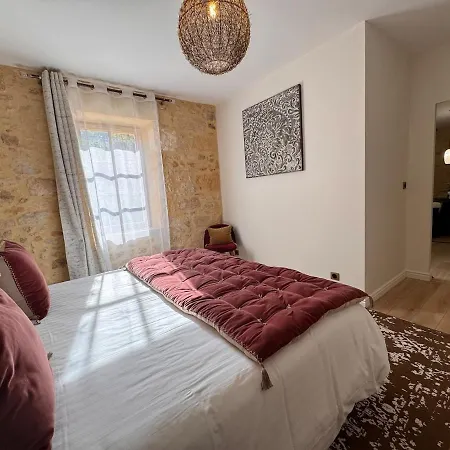 Apartamento Le Majoral Quiet 5 Mins Walking From Historic Town, Garden, Covered Terrace, Parking, Air Cond, Private Parking, Fiber Sarlat