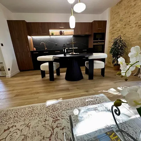 Le Majoral Quiet 5 Mins Walking From Historic Town, Garden, Covered Terrace, Parking, Air Cond, Private Parking, Fiber Apartamento *