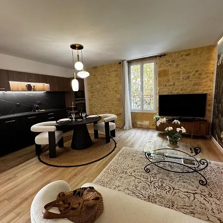 アパート Le Majoral Quiet 5 Mins Walking From Historic Town, Garden, Covered Terrace, Parking, Air Cond, Private Parking, Fiber *