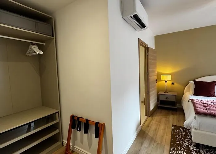 Le Majoral Quiet 5 Mins Walking From Historic Town, Garden, Covered Terrace, Parking, Air Cond, Private Parking, Fiber 公寓 萨尔拉拉卡内达