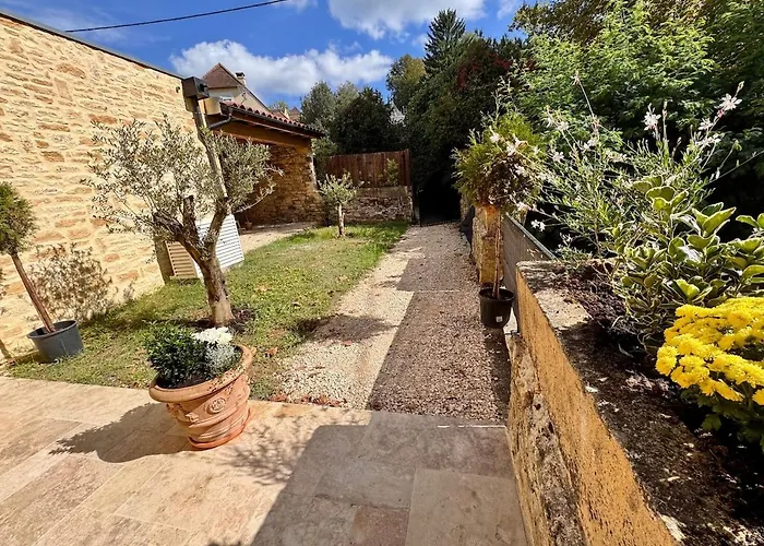 Le Majoral Quiet 5 Mins Walking From Historic Town, Garden, Covered Terrace, Parking, Air Cond, Private Parking, Fiber * 萨尔拉拉卡内达