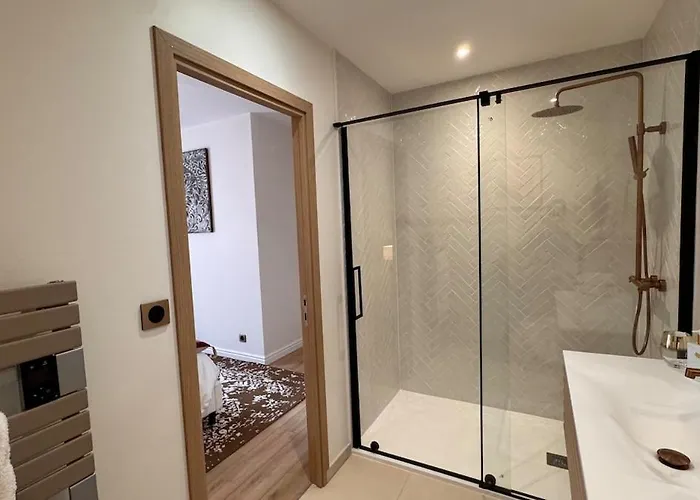 Le Majoral Quiet 5 Mins Walking From Historic Town, Garden, Covered Terrace, Parking, Air Cond, Private Parking, Fiber * 萨尔拉拉卡内达