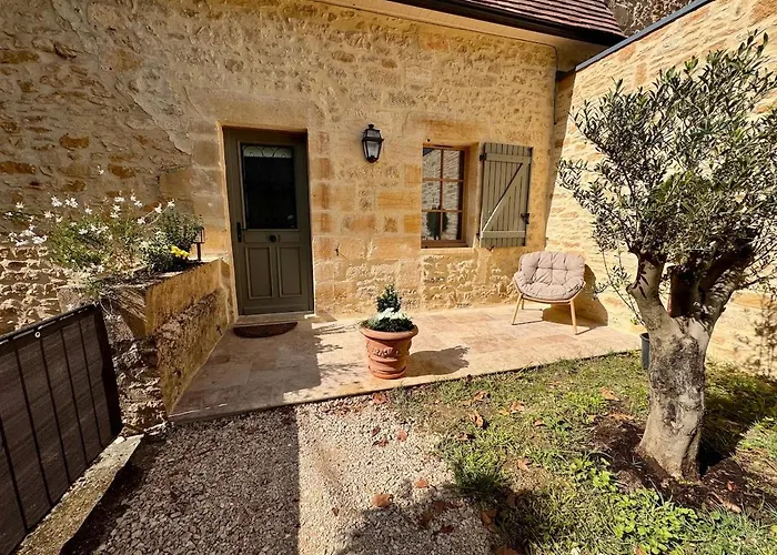 Le Majoral Quiet 5 Mins Walking From Historic Town, Garden, Covered Terrace, Parking, Air Cond, Private Parking, Fiber 公寓 *